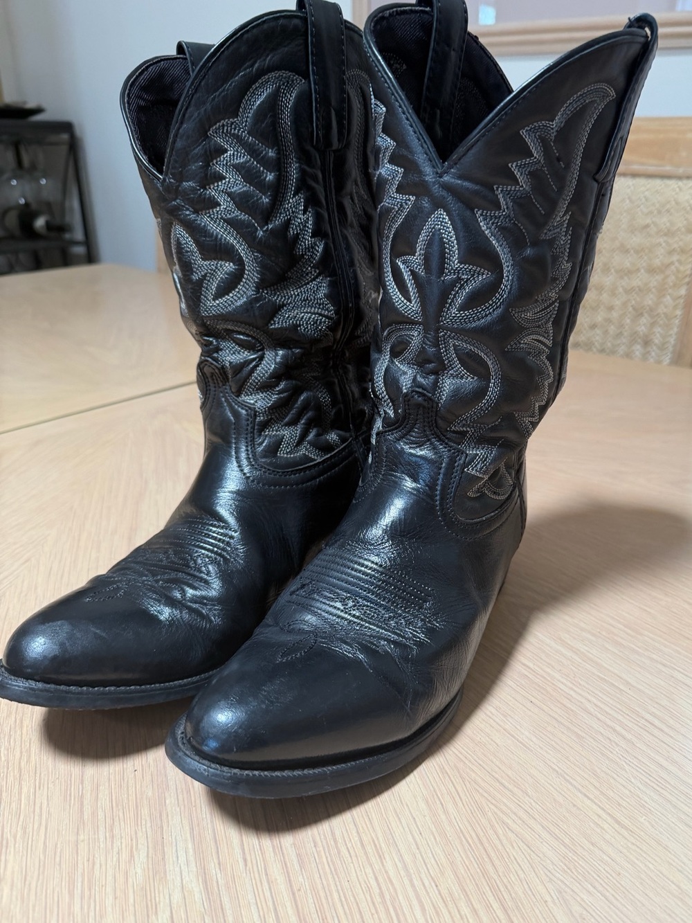 Men’s Laredo Black Leather Cowboy Boots